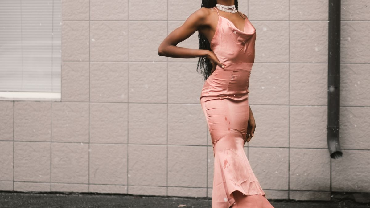 What are Sheath Dresses?: All About Them!