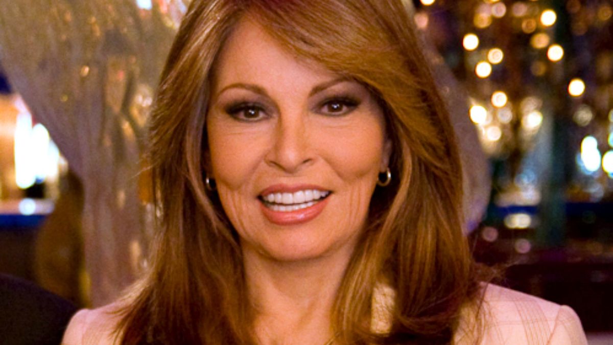 Hollywood's Sex Symbol Raquel Welch is no more, Passes Away at 82