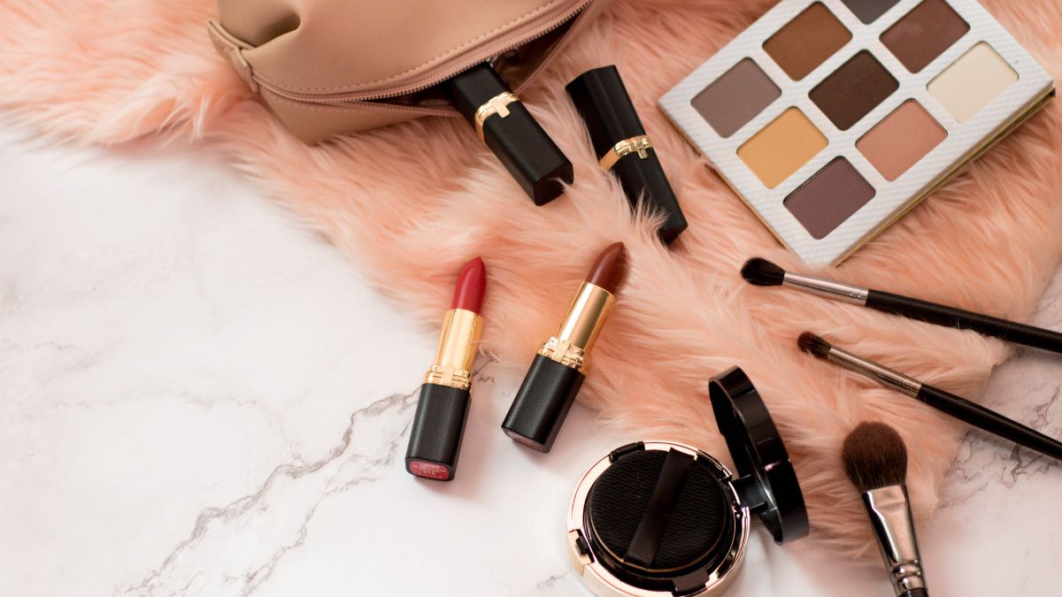 How to Organize Your Beauty Products for Efficiency and Cleanliness