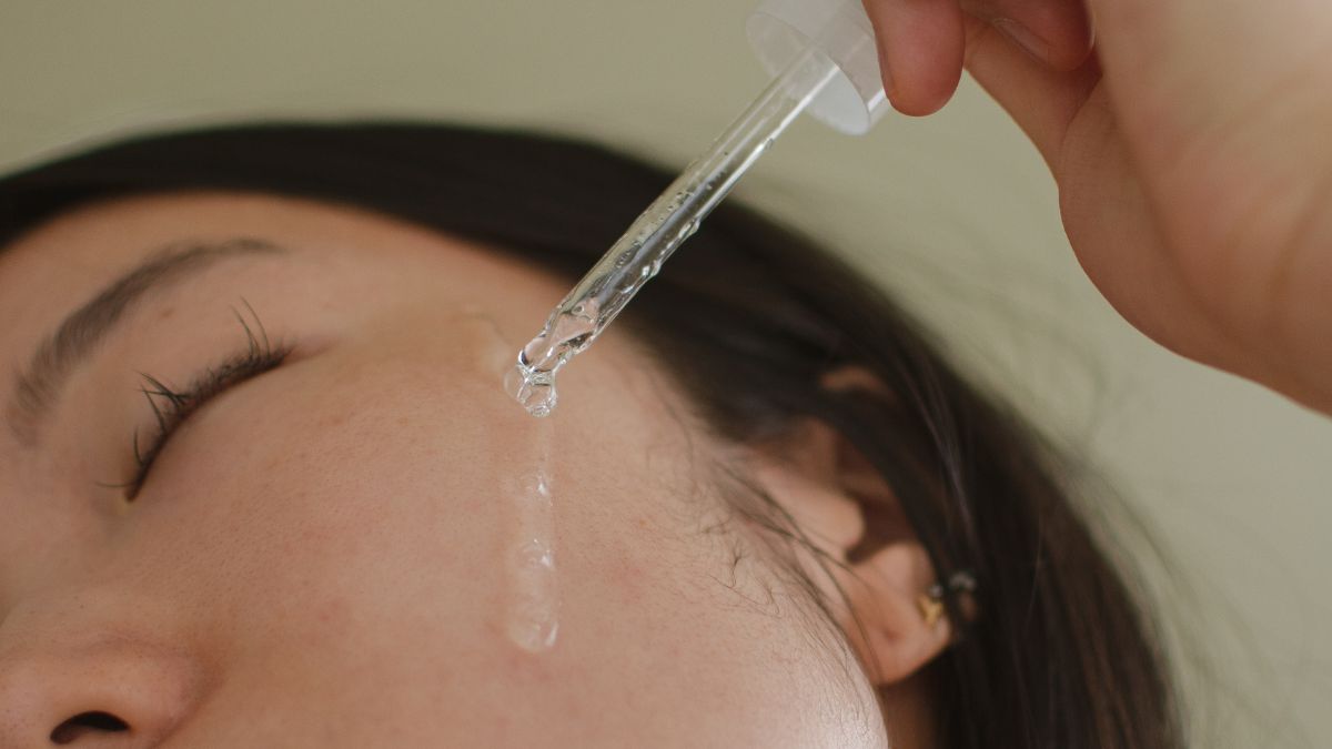 How to Find the Perfect Facial Oil for Your Skin Type: A Comprehensive Guide