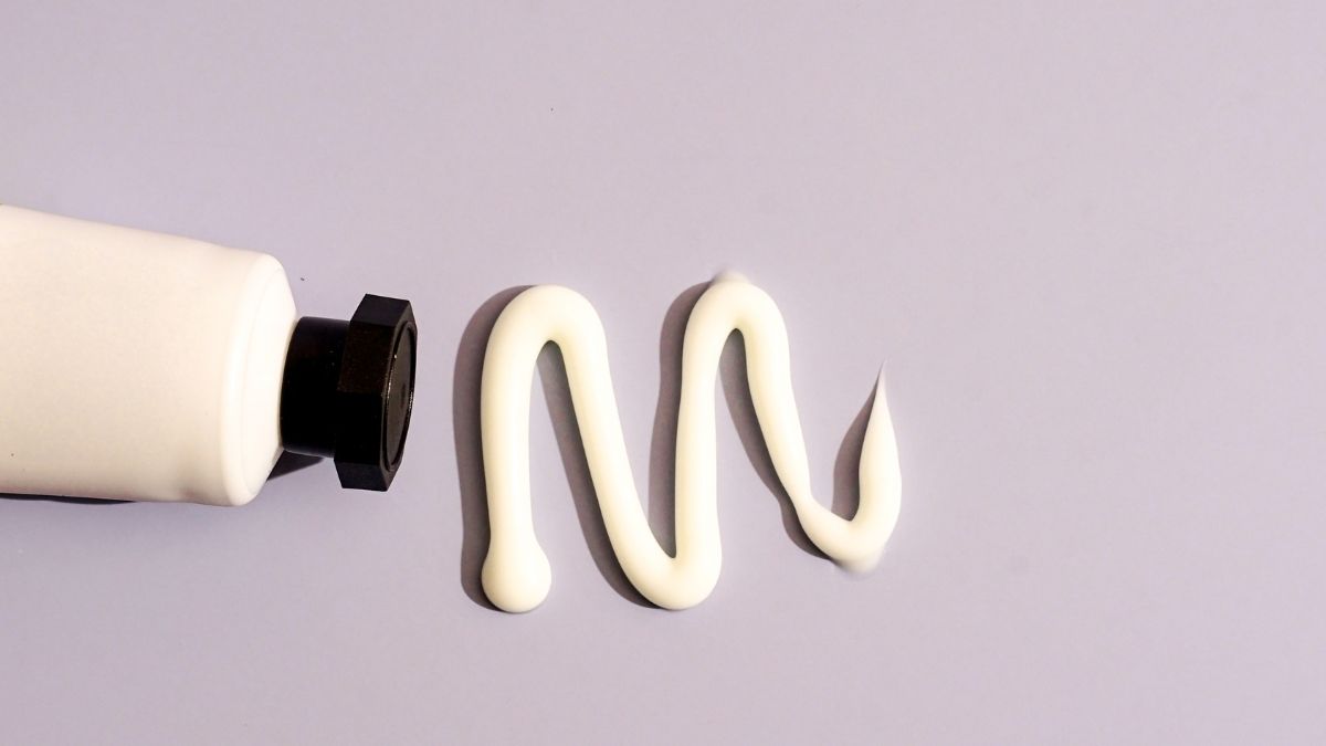 How to Incorporate Retinoids into Your Skincare Routine for Optimal Results