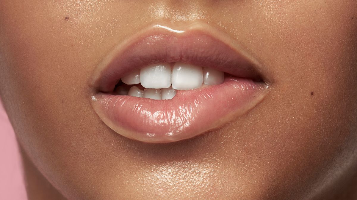 The Essential Guide to Lip Care: Do's and Don'ts for Beautiful and Healthy Lips