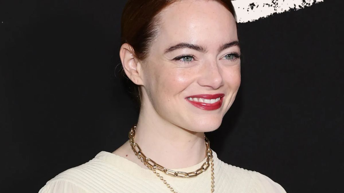 Emma Stone slapped Willem Dafoe '20 TIMES' for THIS!