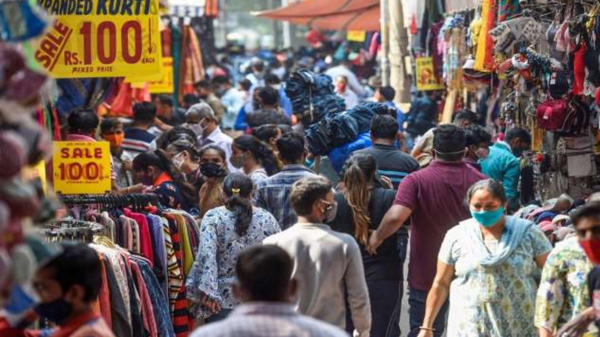 The State of Sarojini Nagar Market: Is Its Collection Deteriorating?